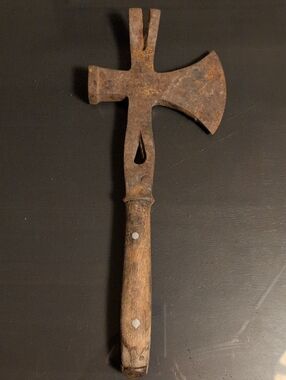 Vintage Antique Tomahawk Style Crate Box Building Opener Hammer Hatchet Tool